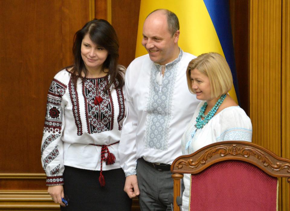 Депутаты Верховной Рады Украины присоединились к празднованию Дня вышиванки. 
