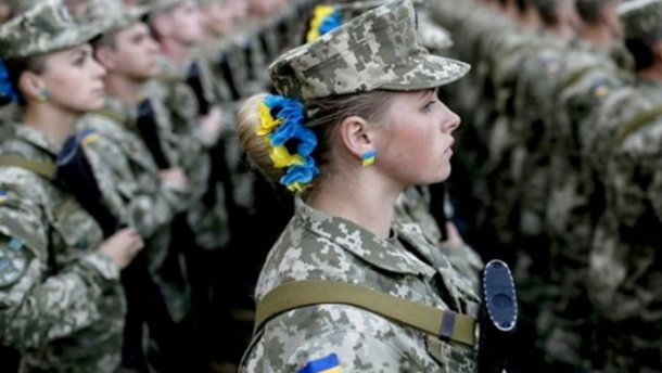 Среди шести украинских военнослужащих, 14 мая получили ранения в зоне проведения АТО на Донбассе, есть и одна женщина-военнослужащий. 