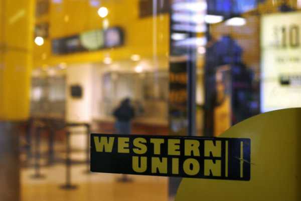 Международный оператор денежных переводов Western Union с 5 мая прекратит осуществление переводов из России в Украину без открытия банковского счета. 