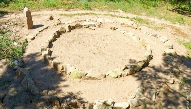 В четверг на острове Хортица для туристов открыли святилище, которое датируется IV-III тысячелетием до н.е 
