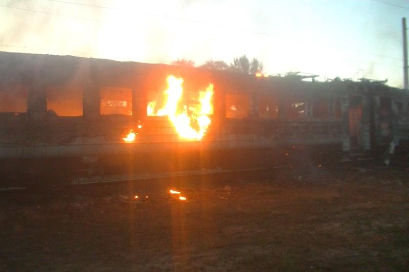 В Харькове произошел пожар в моторовагонного депо. 