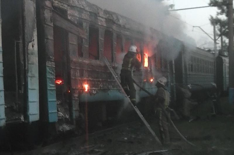 В Харькове произошел пожар в моторовагонного депо. 