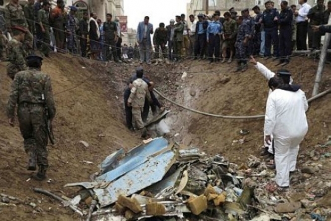 В Йемене в результате авиаудара погибли как минимум 20 мирных жителей. 