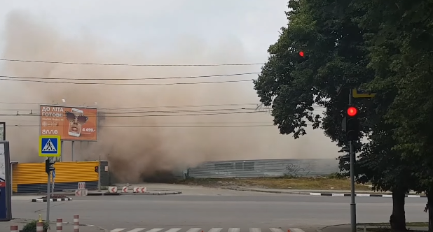 В Харькове взорвали пятиэтажку, которую не смогли достроить. 