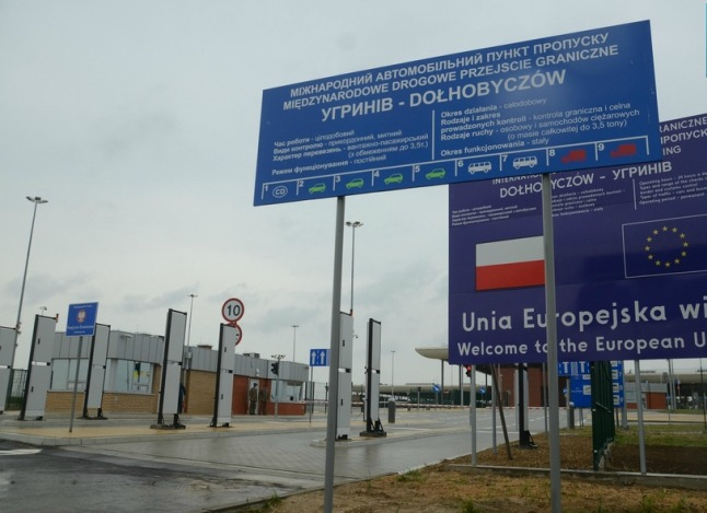 Государственная пограничная служба не зафиксировала существенного увеличения количества граждан Украины, которые пересекают границу, с начала действия безвизового режима с Евросоюзом. 