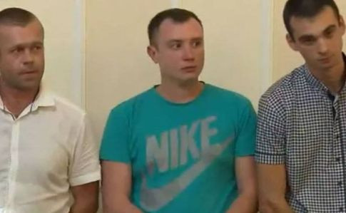ФСБ обманом затащила в Россию трех украинцев, бывших участников АТО, чтобы совершить от их имени теракты в Москве и других городах России. 