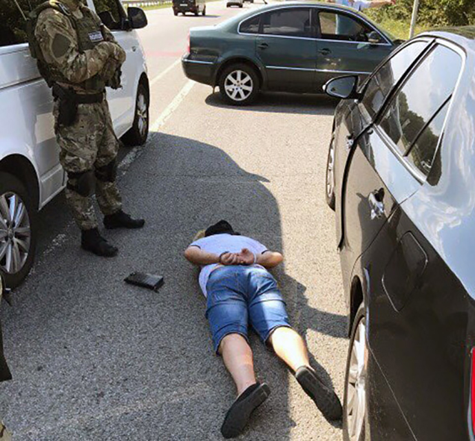 В Житомирской области 18 августа в результате спецоперации криминальной полиции при участии бойцов КОРД задержан криминальный авторитет, гражданин Грузии, по прозвищу "Зурик". 