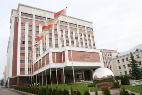 Следующее заседание Трехсторонней контактной группы по урегулированию на Донбассе состоится в Минске 23 августа. 
