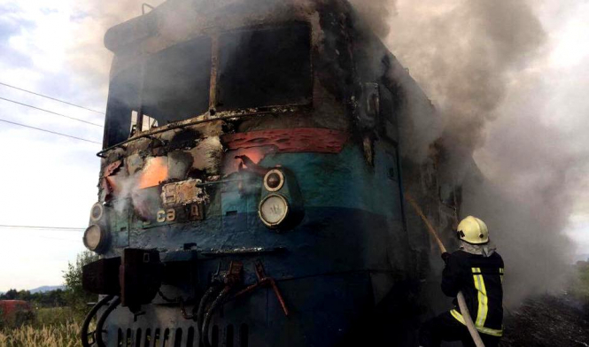В Киевской, Винницкой и Закарпатской областях за три дня трижды горели поезда с пассажирами. 
