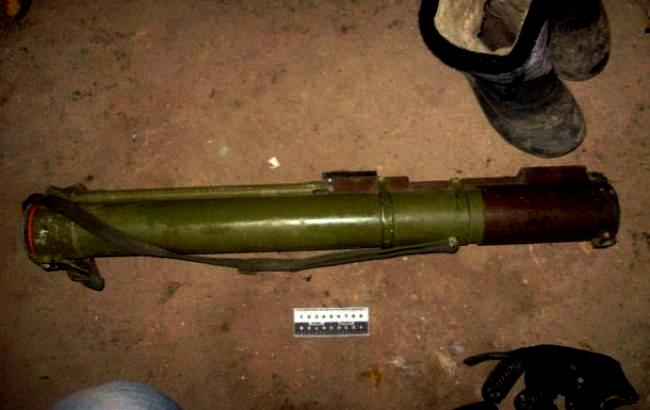 В Бахмутском районе Донецкой области у мужчины изъяли гранатомет РПГ-22. 