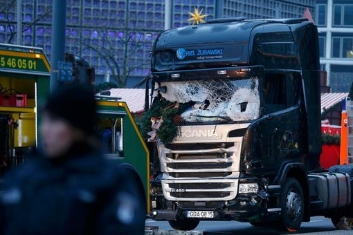 Боевики "Исламского государства" призывают своих сторонников к терактам в европейских городах в период рождественских праздников. 