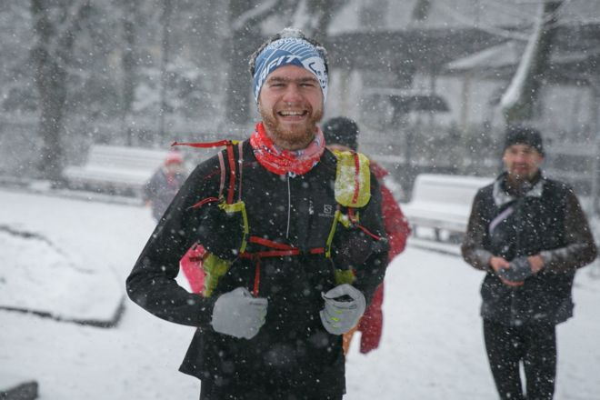 9 декабря львовянин Валерий Шипунов пробег 180 километров в сутки. Забег проходил в Стрыйском парке. 