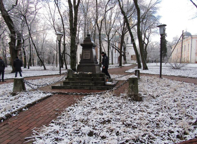 31 декабря в Чернигове похитили бронзовый бюст русского поэта и писателя Александра Пушкина. 