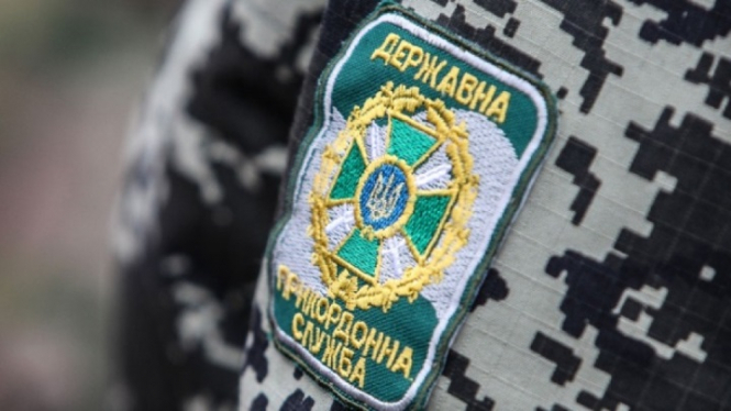 Украинские пограничники задержали на контрольно-пропускном пункте "Киев" гражданина Российской Федерации, который прилетел в Украину с поддельным украинским паспортом. 