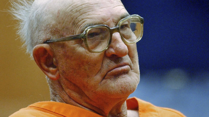 Эдгар Рей Киллен, один из лидеров Ку-клукс-клана 60-х годов, который отбывал тюремный срок по делу об убийстве трех борцов за права человека в штате Миссисипи, умер в возрасте 92 лет. 