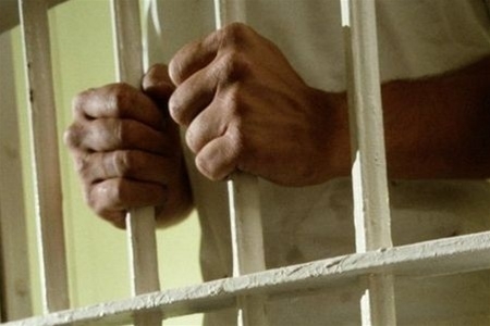 Правоохранители задержали 24-летнего гражданина Азербайджана при попытке отправить трех украинок в Турцию для сексуальной эксплуатации. 