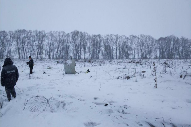 По предварительным данным, на борту самолета Ан-148, разбившегося в Подмосковье, не было представителей иностранных государств и других регионов России, кроме Оренбургской области. 