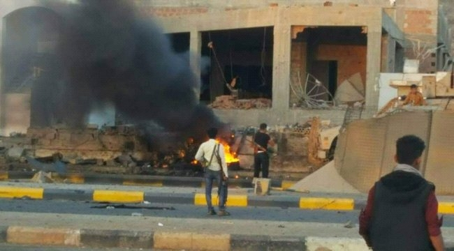 В субботу, 24 февраля, террористы-смертники взорвали два автомобиля в городе Аден на юге Йемена. 