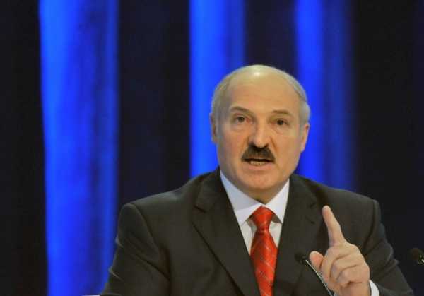 Президент Беларуси Александр Лукашенко поручил белорусским предпринимателям искать новые рынки для экспорта белорусских товаров из-за проблем с поставками в Россию. 