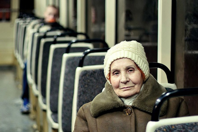 Около 400 тысяч украинцев благодаря пенсионной реформе добавились к числу плательщиков единого социального взноса (ЕСВ). 