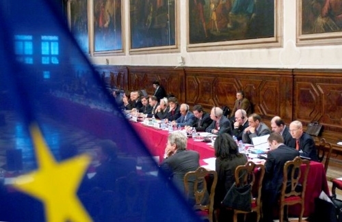 Венецианская комиссия раскритиковала законопроекты, которые содержат требования финансовой отчетности и раскрытие информации для организаций гражданского общества. 