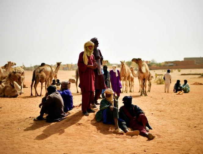 В результате нападений исламистов на северо-восточной границе Мали с Нигером погибли несколько десятков гражданских лиц, среди которых дети и женщины. 