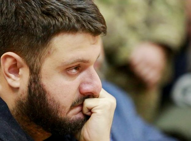 Соломенский районный суд Киева снова наложил арест на недвижимость сына министра внутренних дел Арсена Авакова Александра. 