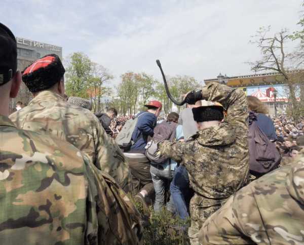 В России на акциях "Он нам не царь" 5 мая будет состоянию на 19:00 по московскому времени задержали 1358 человек. 