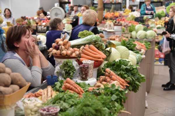 Инфляция на потребительском рынке в апреле замедлилась до 0,8% после роста на 1,1% в марте, 0,9% в феврале и 1,5% в январе 2018 года. 