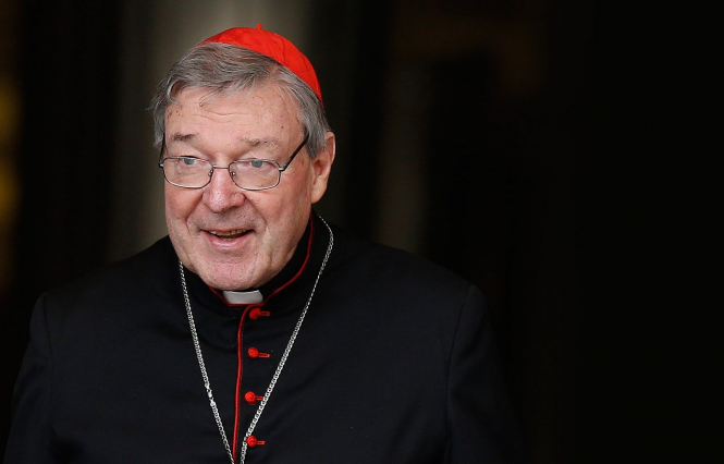 Один из самых высокопоставленных австралийских священнослужителей, казначей Ватикана, кардинал Джордж Пелл предстанет перед судом по обвинению в сексуальных домогательствах. 