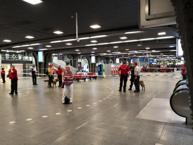 Южный вокзал в Брюсселе эвакуировали после звуков взрыва. 