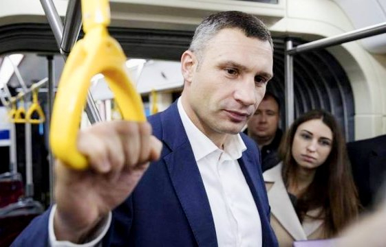 Мэр Киева Виталий Кличко заявил, что столичная власть завершает процесс расчетов по повышению тарифов на проезд в общественном транспорте. 