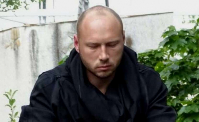 Украинский моряк Андрей Новичков, которого правоохранители страны подозревают в убийстве матроса судна Arezoo, объявил голодовку. 