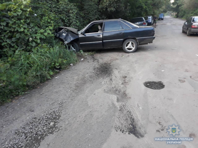 В Закарпатской области в результате дорожно-транспортного происшествия были травмированы шесть человек, в том числе двое детей дошкольного возраста. 