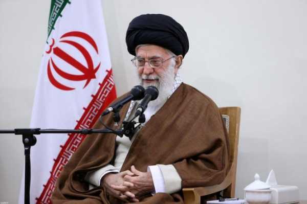 Верховный лидер Ирана аятолла Али Хаменеи 21 июля поддержал предложение президента страны Хассана Рухани заблокировать экспорт нефти из Персидского залива, если собственный экспорт Ирана остановится в результате санкций США. 