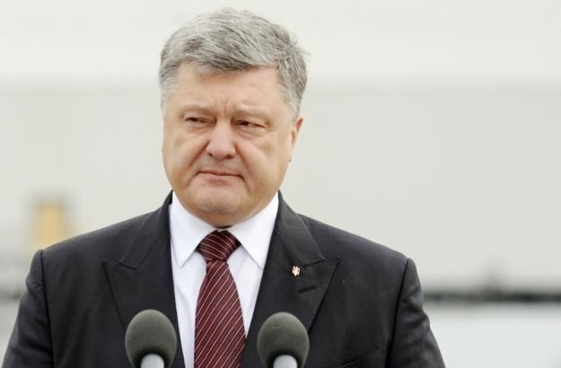 Президент Петр Порошенко заявил, что автокефальная церковь является одним из столпов национальной безопасности Украины. 