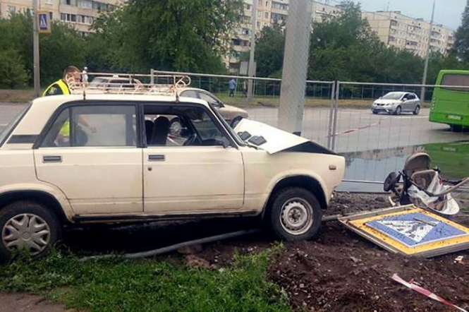 Вечером 14 июля в Харькове произошла дорожная авария, в которой пострадал 5-месячный мальчик. 