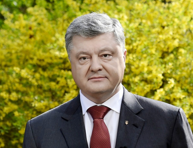 Президент Украины Петр Порошенко поздравил мусульман страны с праздником Курбан-Байрам. 