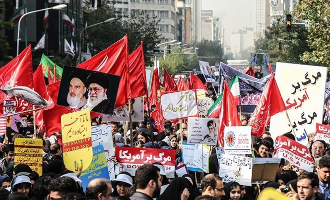 В результате массовых протестов в Иране один человек погиб, еще около 20 были задержаны. 