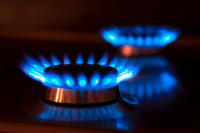 Кабинет министров продлил действие специальных обязательств по продаже природного газа по сниженной цене до конца сентября 2018 года. 