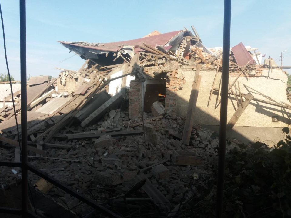 В воскресенье, 2 сентября, около 10:00 утра в селе Бакта Береговского района Закарпатской области в частном жилом доме произошел мощный взрыв. Один человек пострадал. 