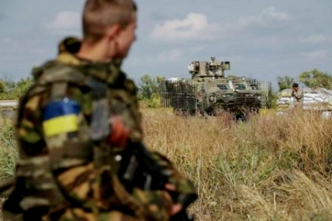 За день 29 сентября Объединенные силы зафиксировали 13 случаев нарушения боевиками перемирие на Донбассе. Ни один украинский военный не пострадал. 
