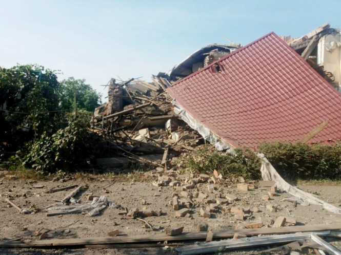 В воскресенье, 2 сентября, около 10:00 утра в селе Бакта Береговского района Закарпатской области в частном жилом доме произошел мощный взрыв. Один человек пострадал. 