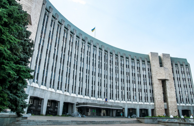 Городской совет Днепра собирается рассмотреть решение о запрете на территории города песен российских исполнителей, а также сторонников агрессии России в отношении Украины. 