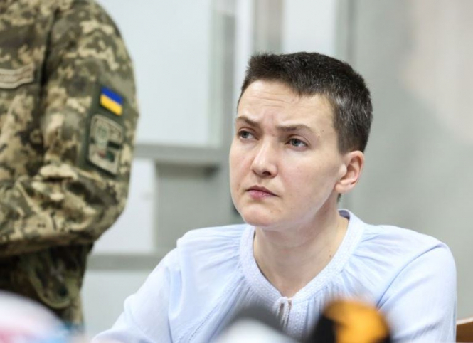Нардепа Надежду Савченко, подозреваемую в подготовке терактов и свержении государственного строя, оставили под стражей. 