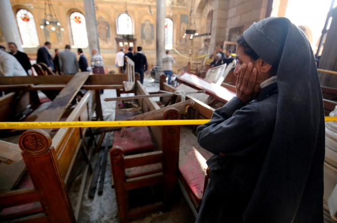 Египетский военный трибунал приговорил к смертной казни 17 человек за нападения на три церкви и полицейский контрольный пункт в 2016 и 2017 годах, во время которых погибли более 80 человек. 