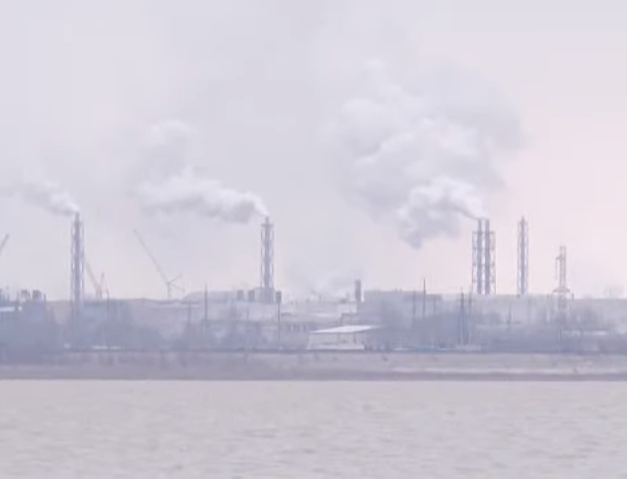 Совет нацбезопасности и обороны поручил Кабинету министров разобраться с загрязнениями окружающей среды на севере аннексированного Россией Крыма. 