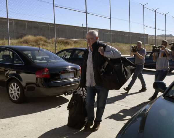 Бывший директор-распорядитель Международного валютного фонда Родриго де Рато 25 октября прибыл в тюрьму Сото-эль-Реаль в провинции Мадрид отбывать наказание - 4,5 года лишения свободы. 