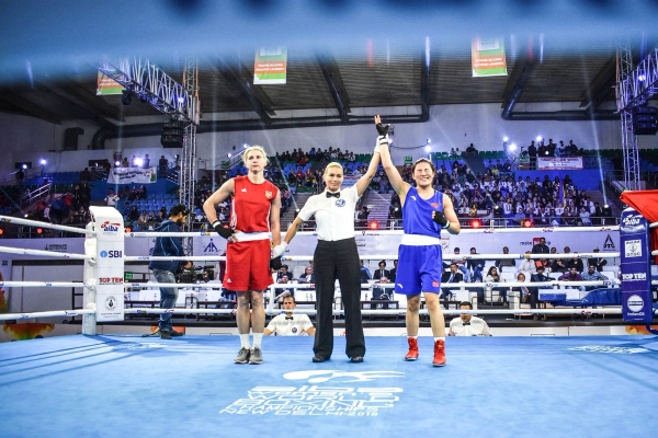 Анна Охота (до 48 кг) и Мария Бова (до 64 кг) завоевали серебряные медали женского чемпионата мира по боксу, который состоялся в Нью-Дели (Индия). 