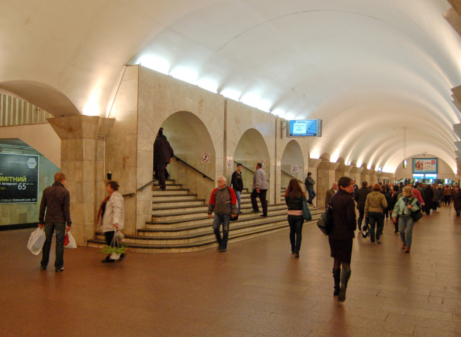 В Киеве в пятницу, 2 ноября, аноним по телефону сообщил о заминировании станции метро "Майдан Незалежности". 